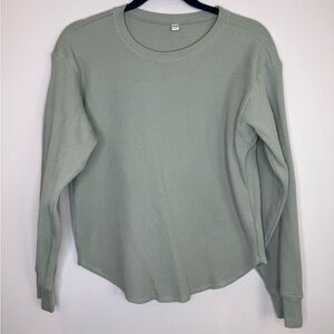 Uniqlo Sage Green Waffle Knit Top size XS